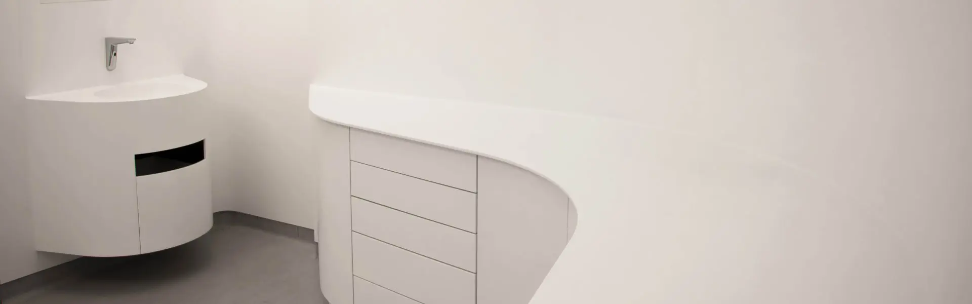 Why do architects and healthcare institutions choose Kerrock?